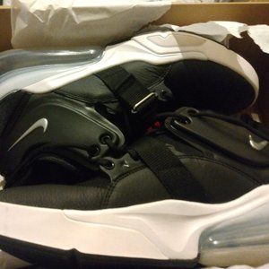 Nike air force 270